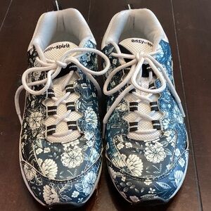 Easy Spirit Kids Floral Sneakers - Navy and White